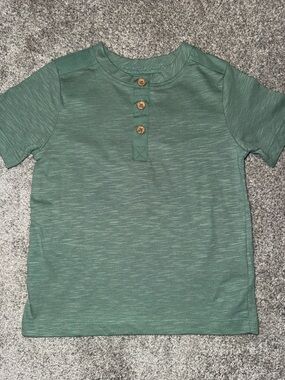 Tommy Bahama - NWOT - boys 2T Henley button tee